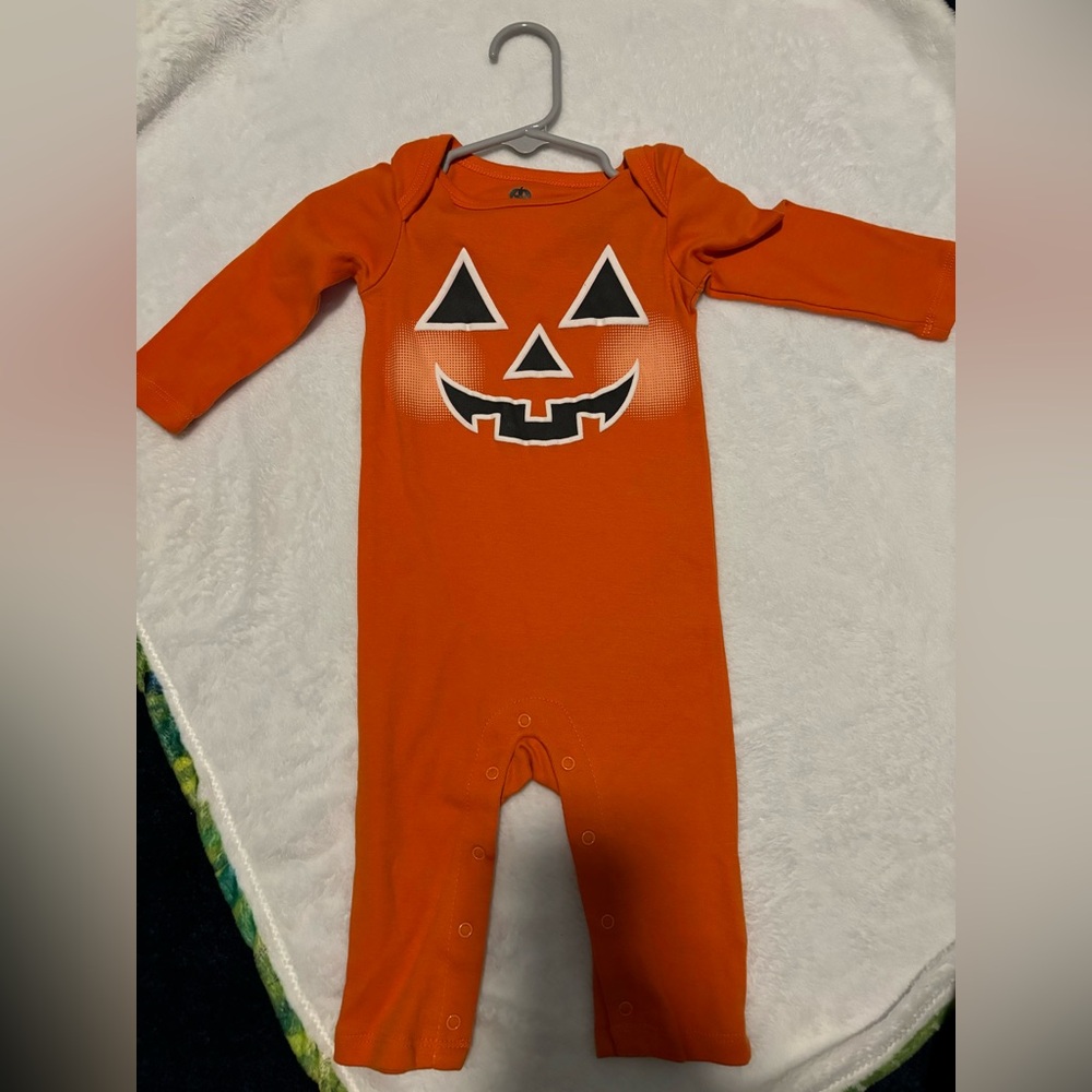 Orange Pumpkin Face and Mummy Baby Onesies 3-6 mo